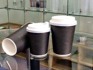 El PE doble cubierto se lleva la pared de papel de la ondulación de las tazas de café que corta Handmake con tintas
