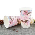 tazas de café disponibles aisladas suavidad del diseño 3d, tazas de papel del café caliente