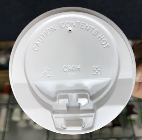 Diseño de tapa de taza de plástico certificado ISO9001 y compatibilidad con la mayoría de los tamaños de taza estándar