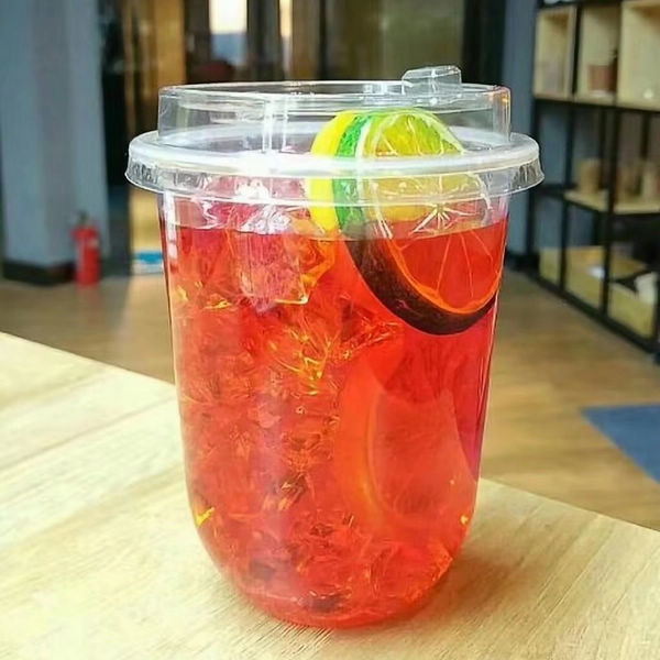 La aduana plástica del postre del animal doméstico claro imprimió las tazas plásticas, tapas disponibles de la bóveda del oído del oso de las tazas del partido