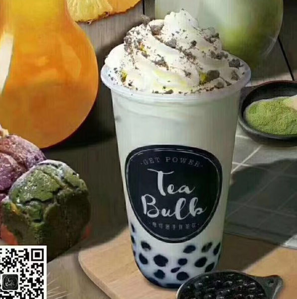 6 tazas disponibles 700ml del plástico de la impresión en color con las tapas y la paja modificaron el logotipo para requisitos particulares