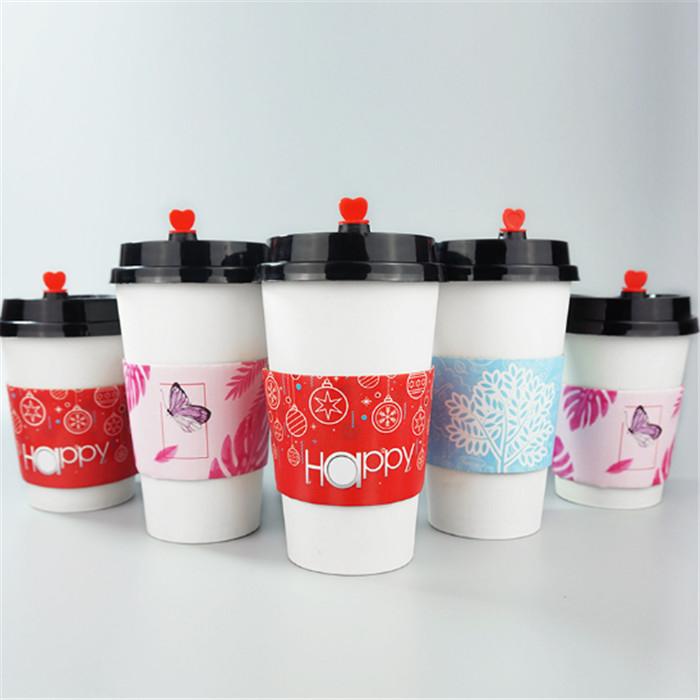 Cubiertas de papel de doble pared aisladas desechables